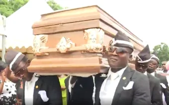 Uniknya peti Mati di Ghana 